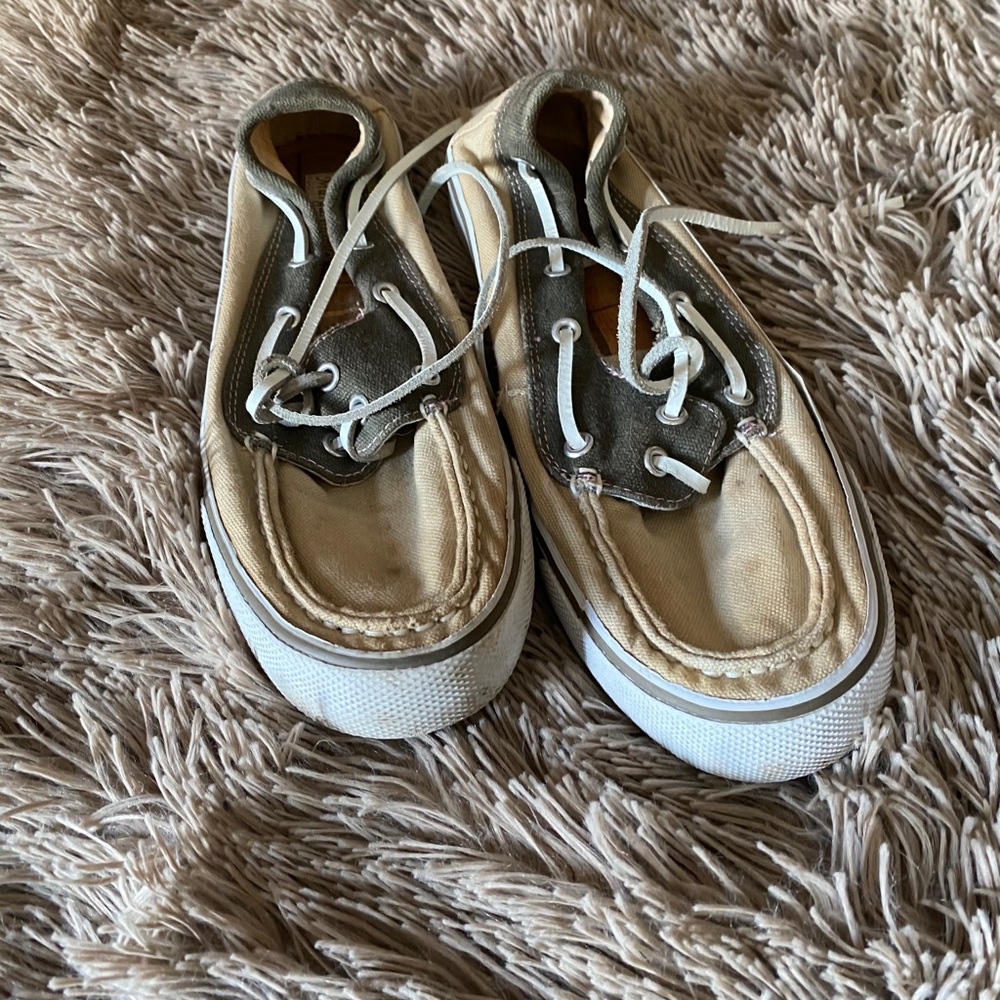 Boat shoes